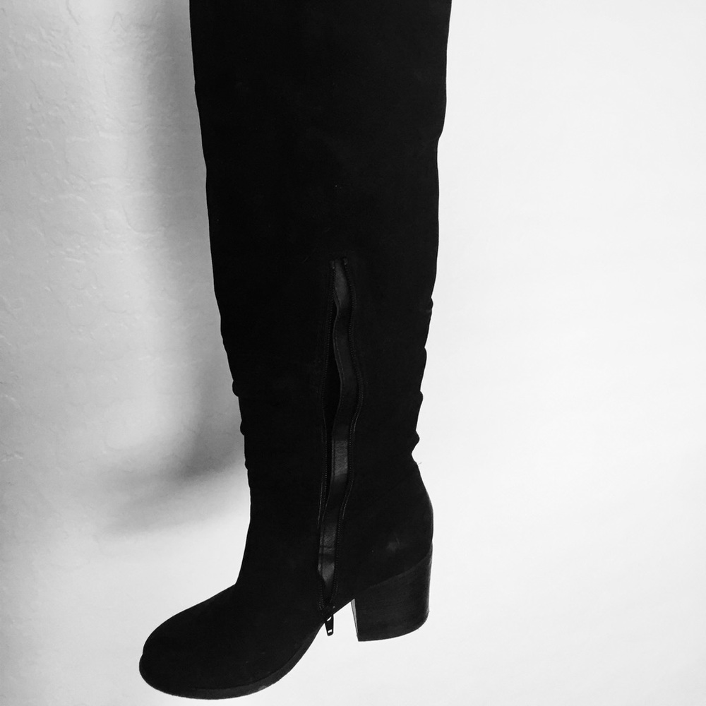 ALDO knee high black suede boots size 7.5